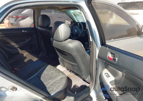 2005 Honda Accord 2.4 Ex from USA, damaged, VIN 1HGCM56835A131387